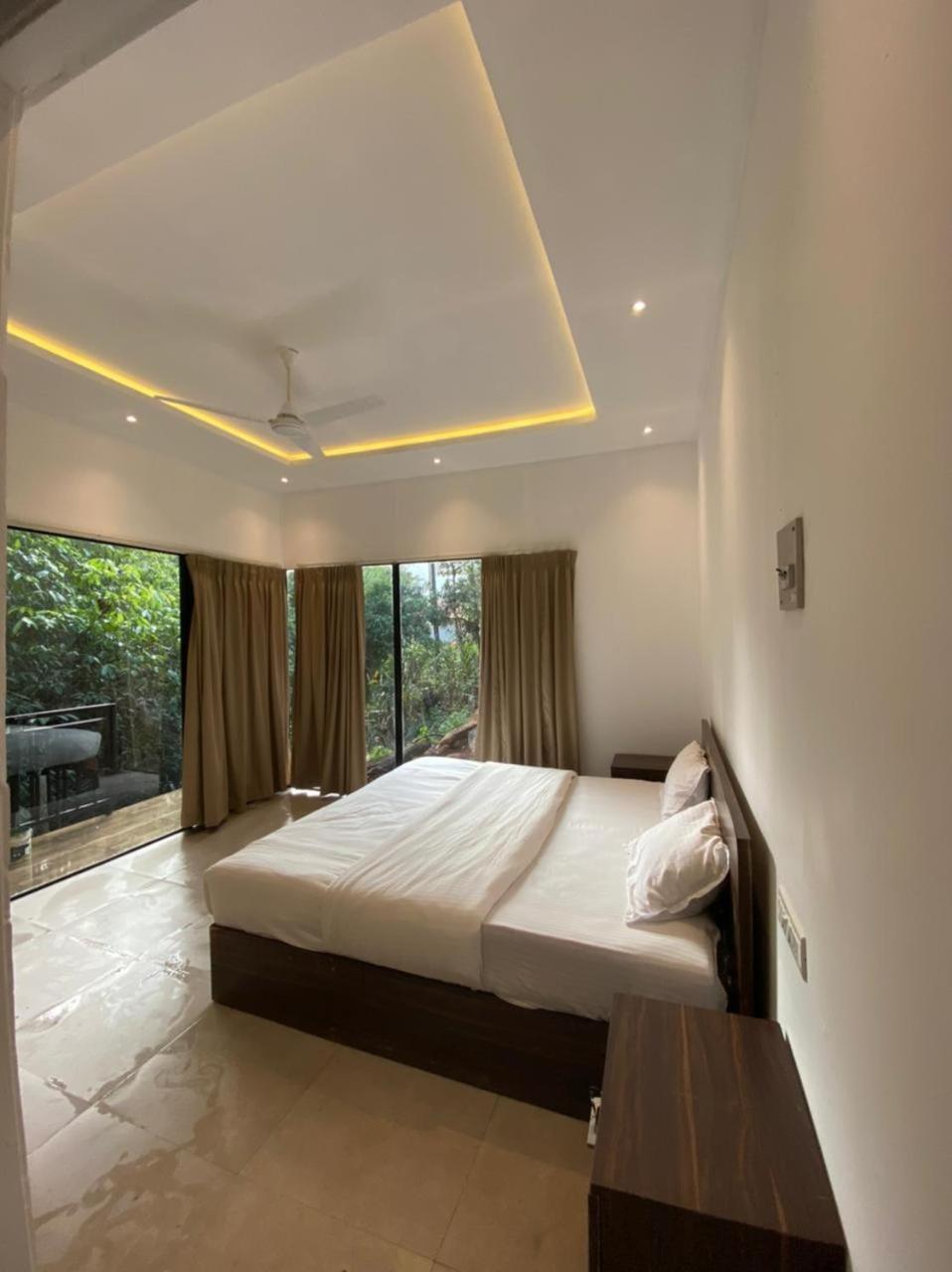 Misty Hideout Bed & Breakfast Kakkadampoyil Luaran gambar