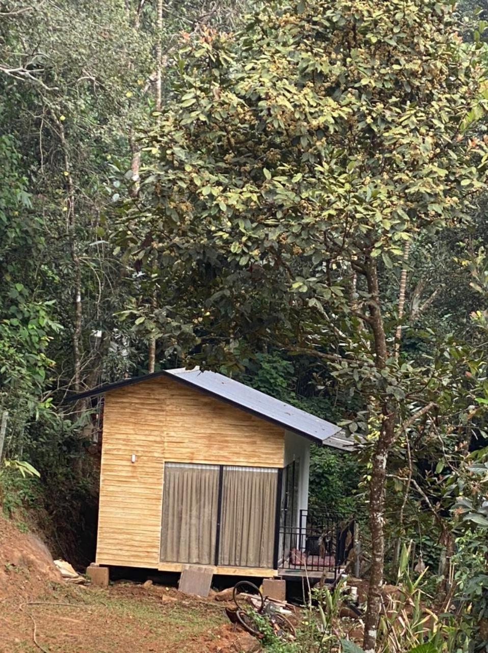 Misty Hideout Bed & Breakfast Kakkadampoyil Luaran gambar