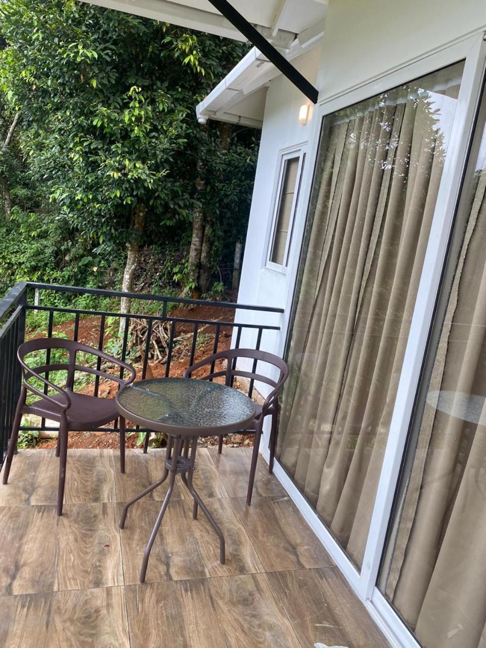 Misty Hideout Bed & Breakfast Kakkadampoyil Luaran gambar