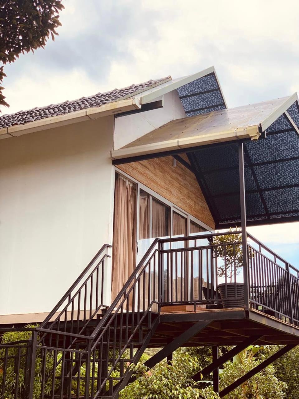 Misty Hideout Bed & Breakfast Kakkadampoyil Luaran gambar