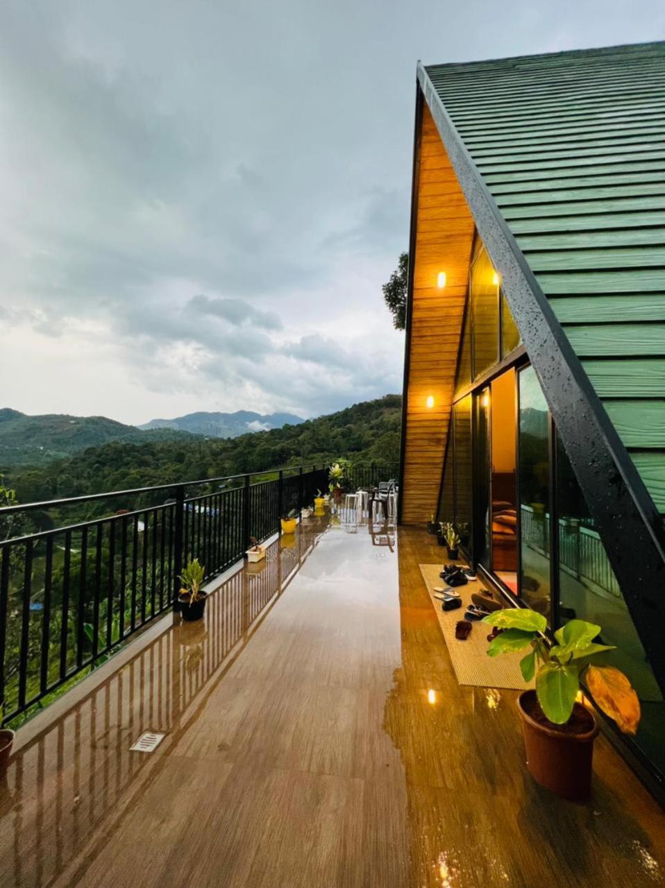 Misty Hideout Bed & Breakfast Kakkadampoyil Luaran gambar