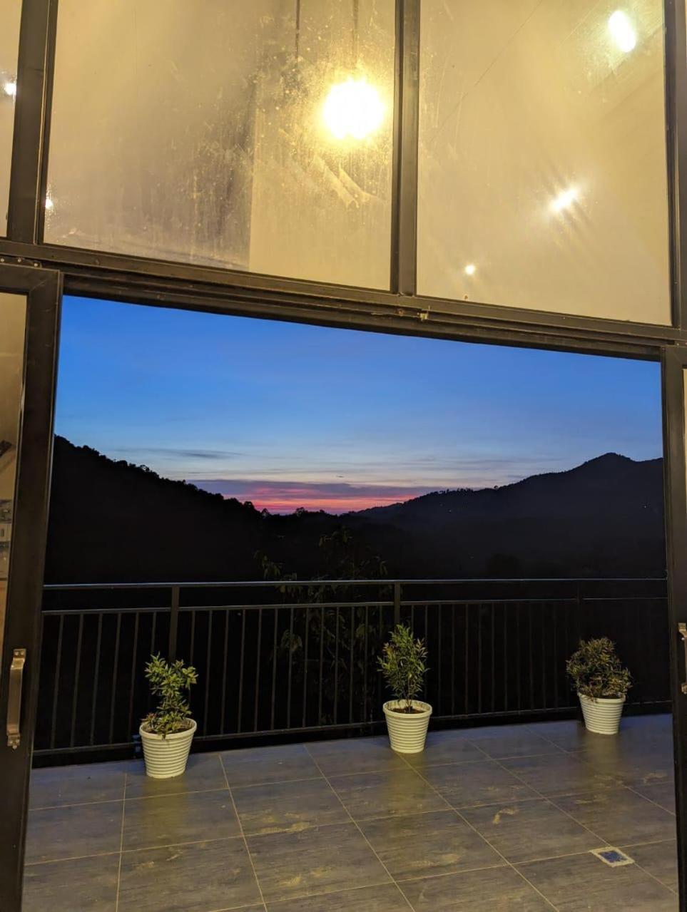 Misty Hideout Bed & Breakfast Kakkadampoyil Luaran gambar